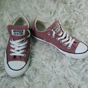 Maroon converse